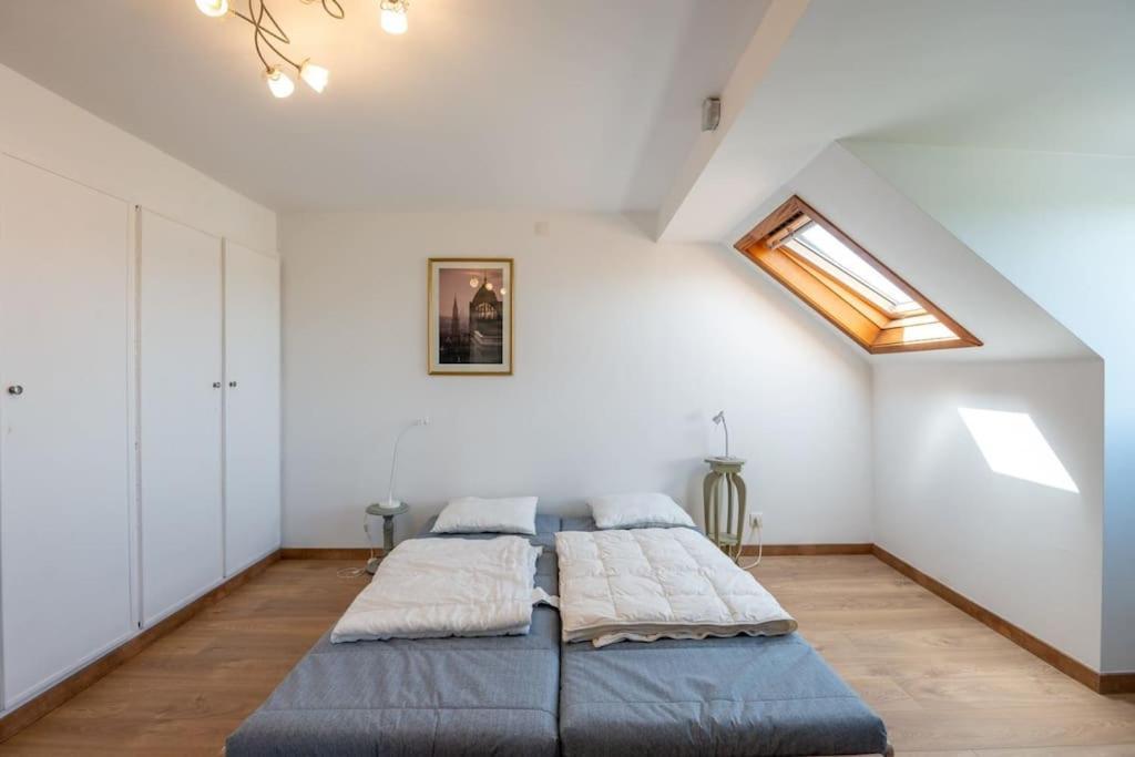 Charming House With Garden Villa De Haan Bagian luar foto